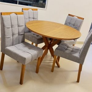 Mesa de Jantar Simpatia 1.08×1.08 Circular Com 4 cadeiras Sophia